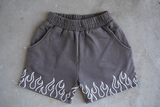 HERITAGE FLAME SHORTS - CHARCOAL